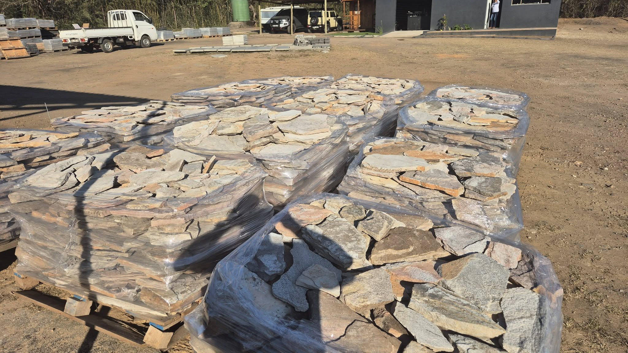 Stone cladding finish